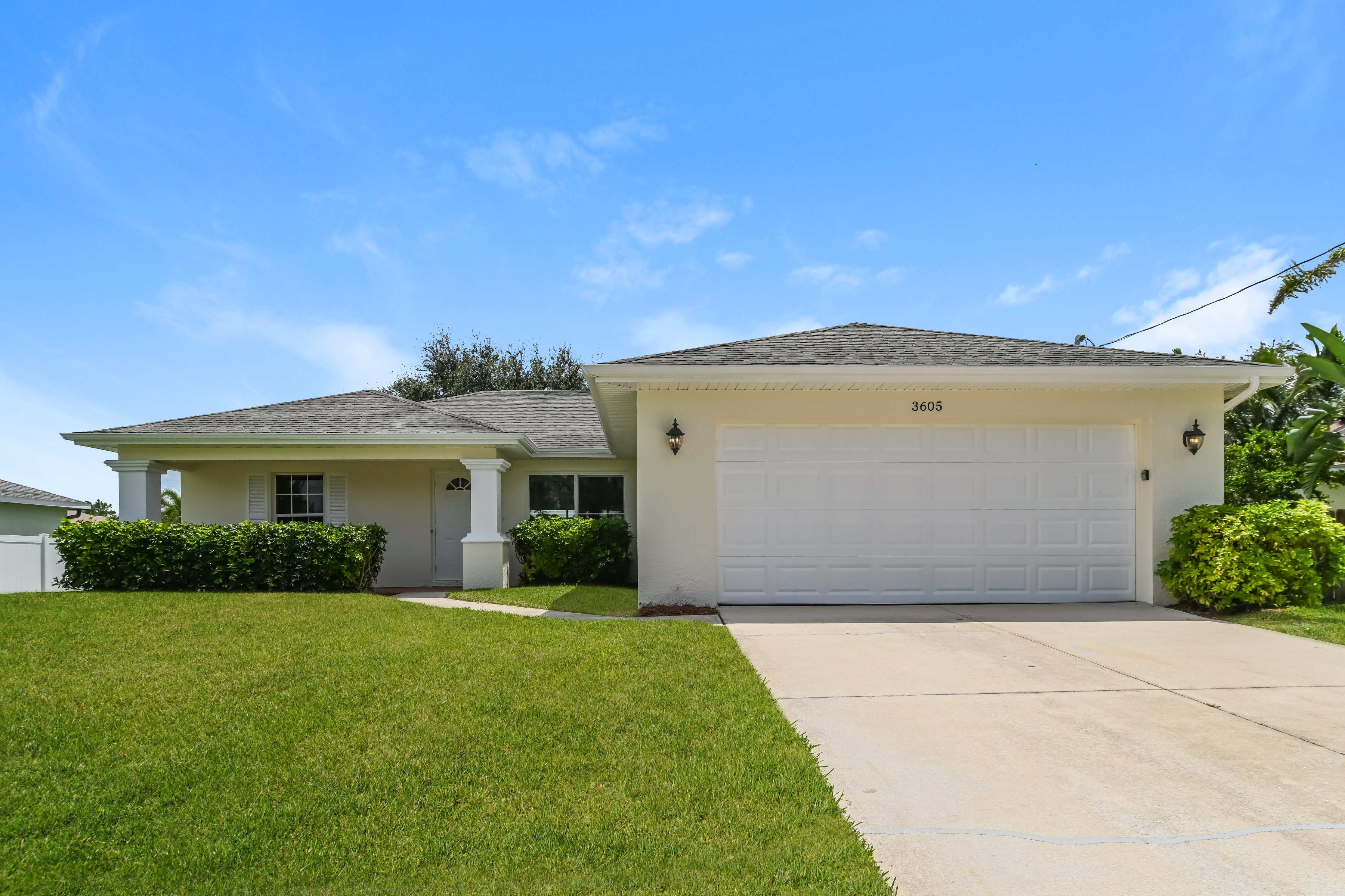 3605 NE 21st Pl Cape Coral, FL 33909